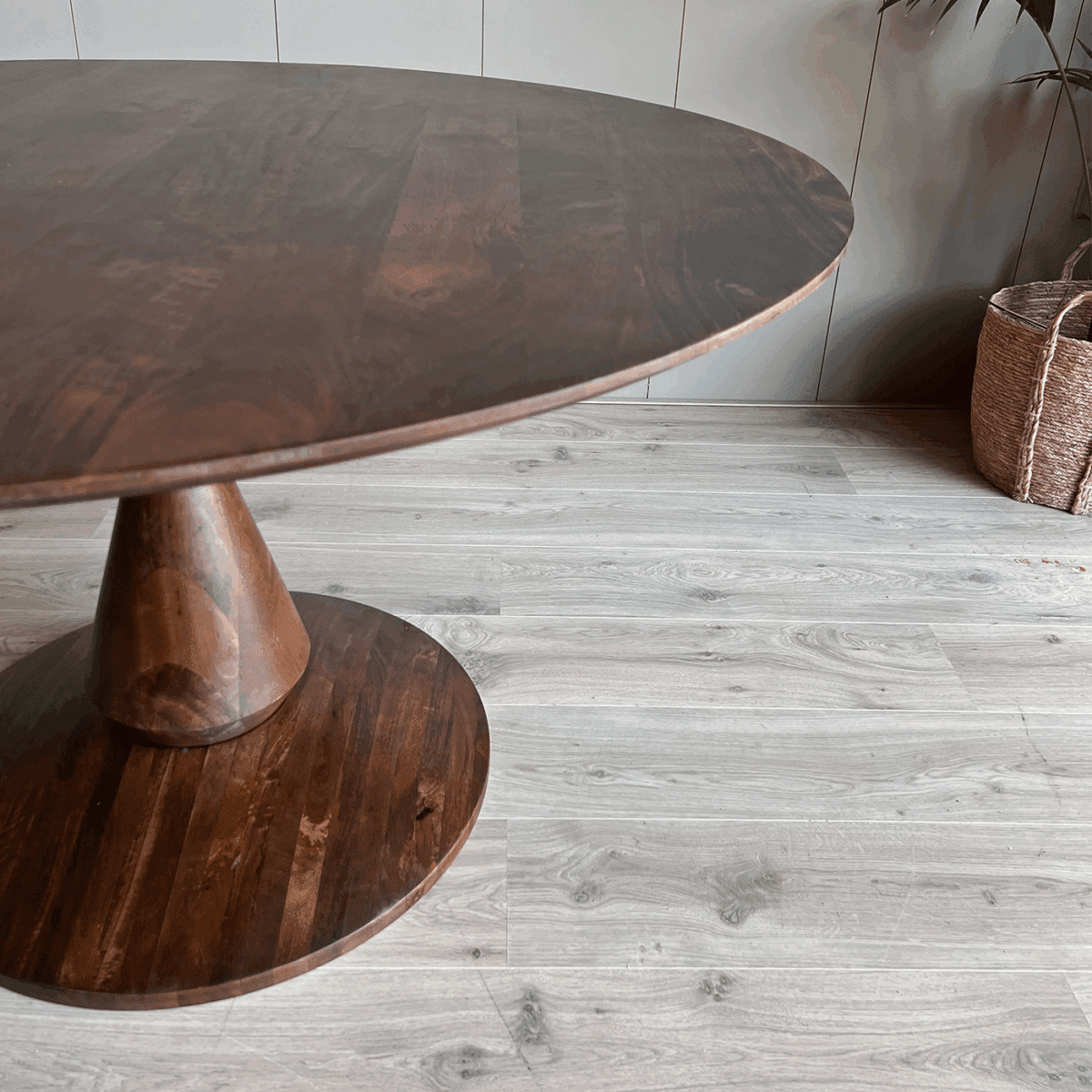 Eetkamertafel Mango Rond Walnoot 140cm - Afbeelding 5