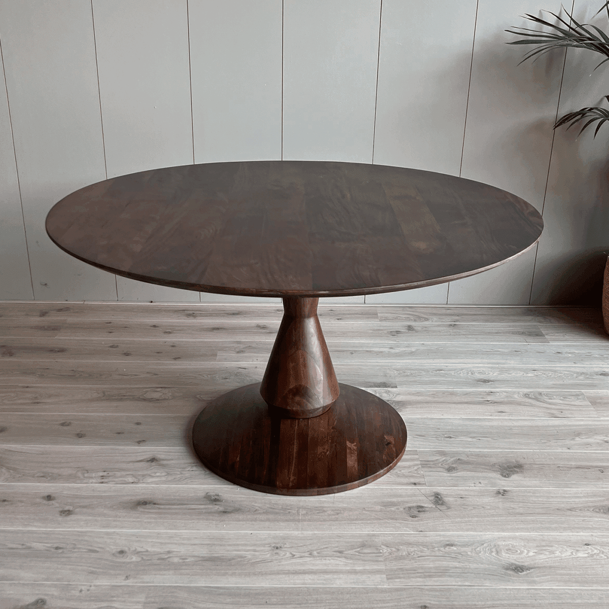 Eetkamertafel Mango Rond Walnoot 140cm - Afbeelding 3