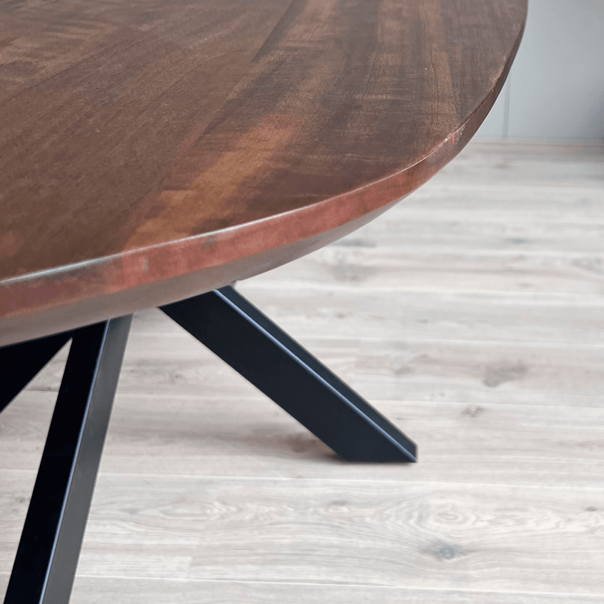 Eettafel Mango walnoot Deens ovaal 240x110 cm met spinpoot - Afbeelding 4